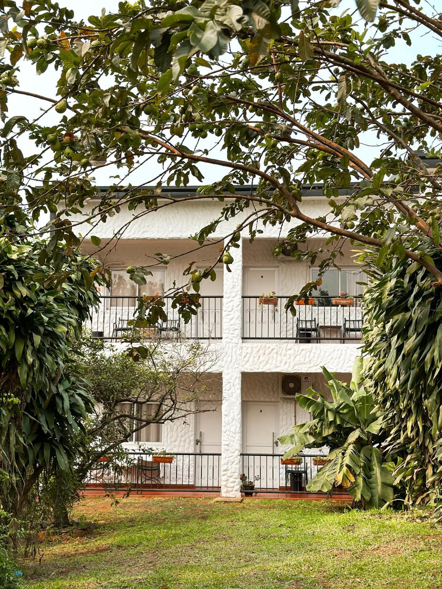 Mediterraneo Suites Puerto Iguazú Exterior foto